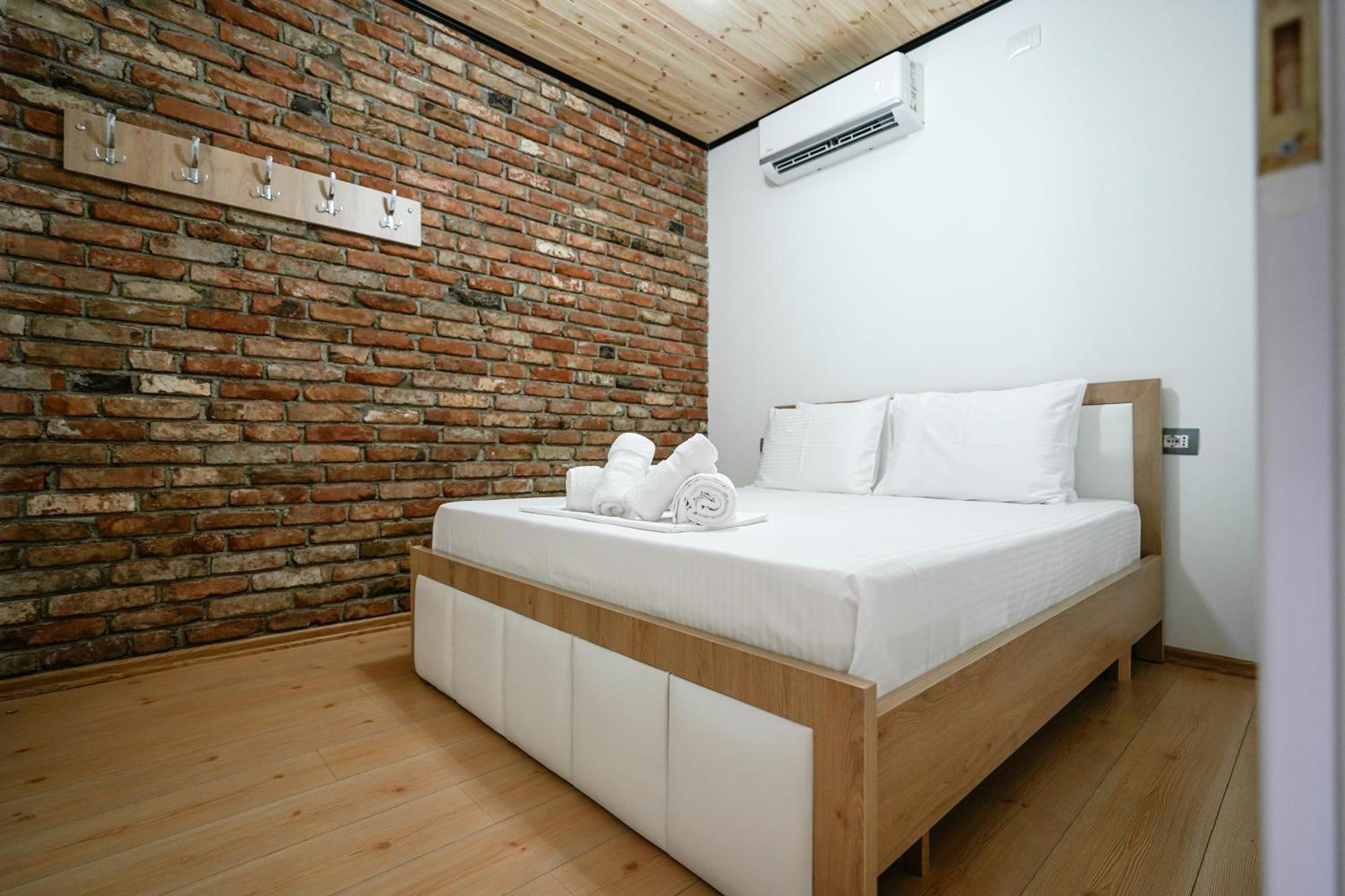 Ora Apartment Gjirokastër Eksteriør bilde